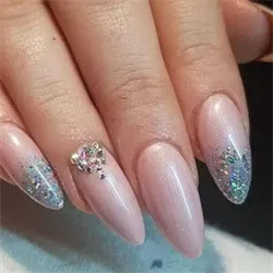 150 Strawberry Smoothie, CND Vinylux